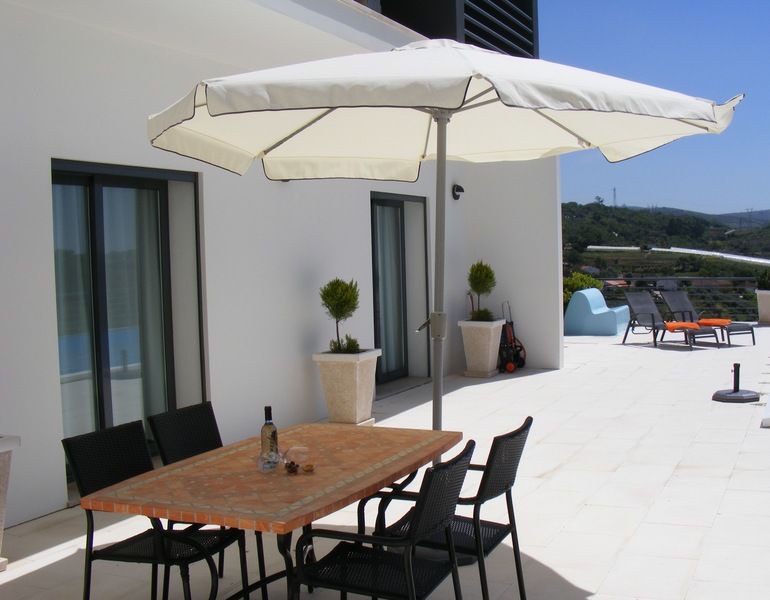 Casa Ceedina Bed And Breakfast & Beauty Batalha Exterior photo